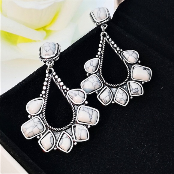 Paradise Boutique Jewelry - Retro Silver Natural Gemstone Earrings